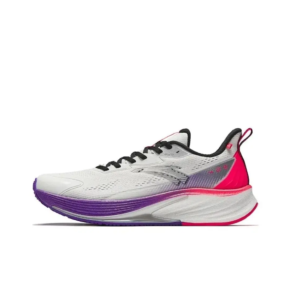 anta-rocket-6.0-papyrus-white-grass-purple-candy-red_auto003274x.jpeg Anta Rocket 6.0 Papyrus White/Grass Purple/Candy Red — изображение 1